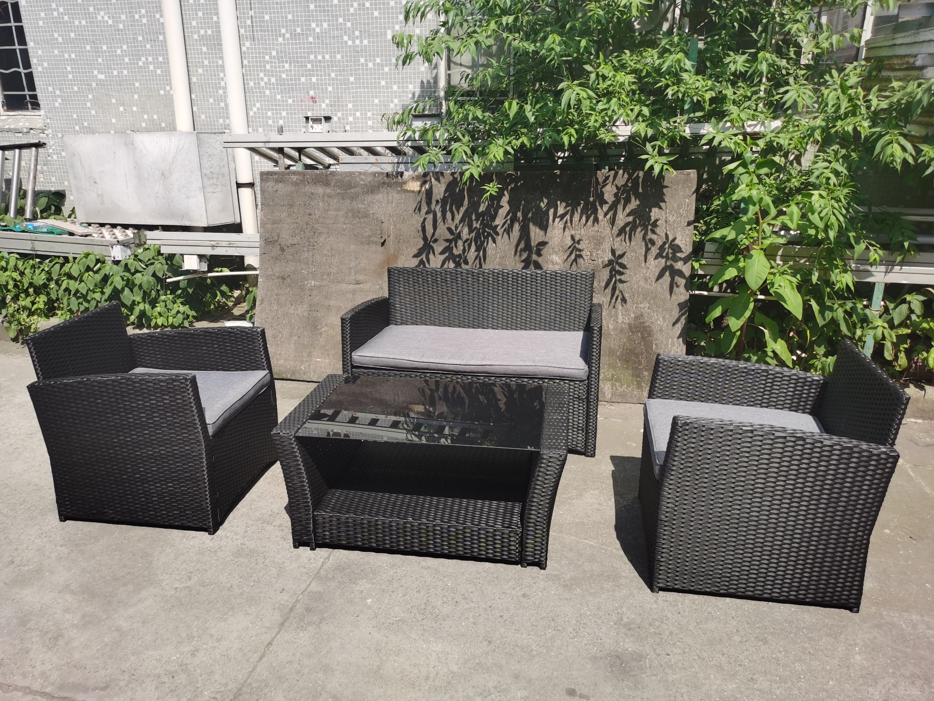 * 1 xBrand New - In Cardboard Boxes - Garden Rattan Furntiure Set. Black Wick with Grey Cushions. - Image 2 of 3