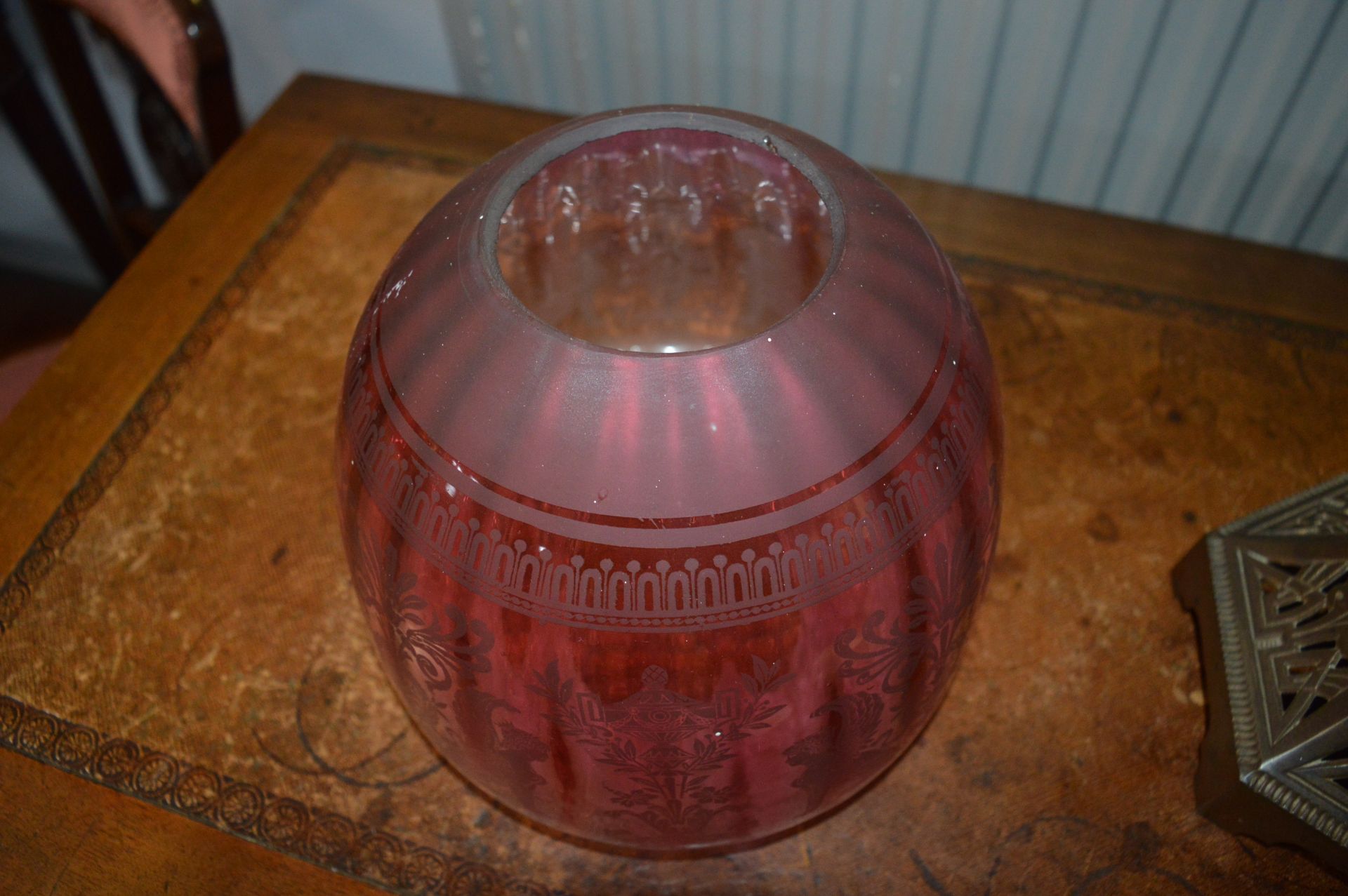 Victorian Oil Lamp with Etched Cranberry Glass Shade - Image 4 of 9