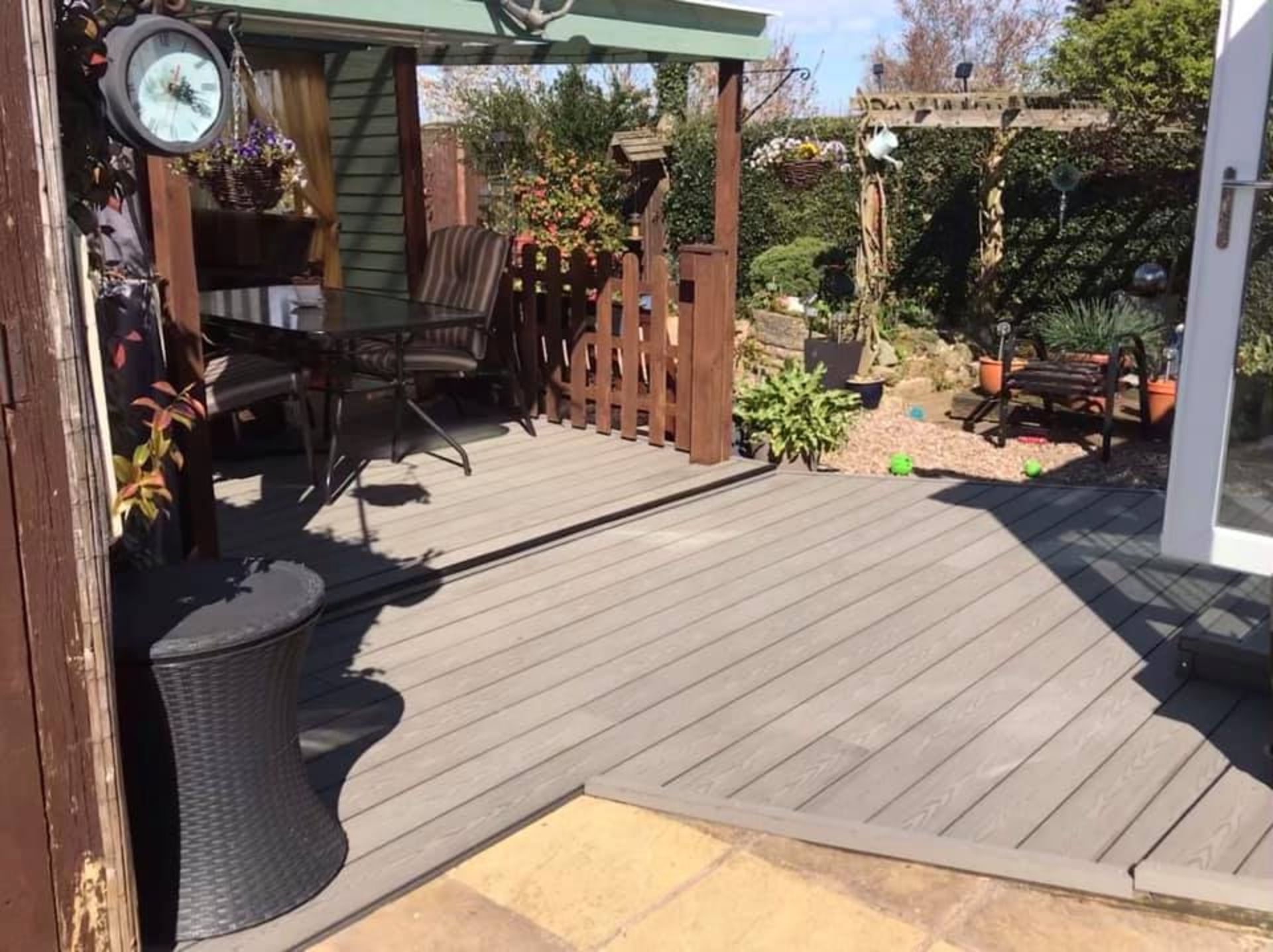 * 20 WPC Composite Light Grey Double sided Embossed Woodgrain Decking Boards 2900mm x 146mm x 25mm