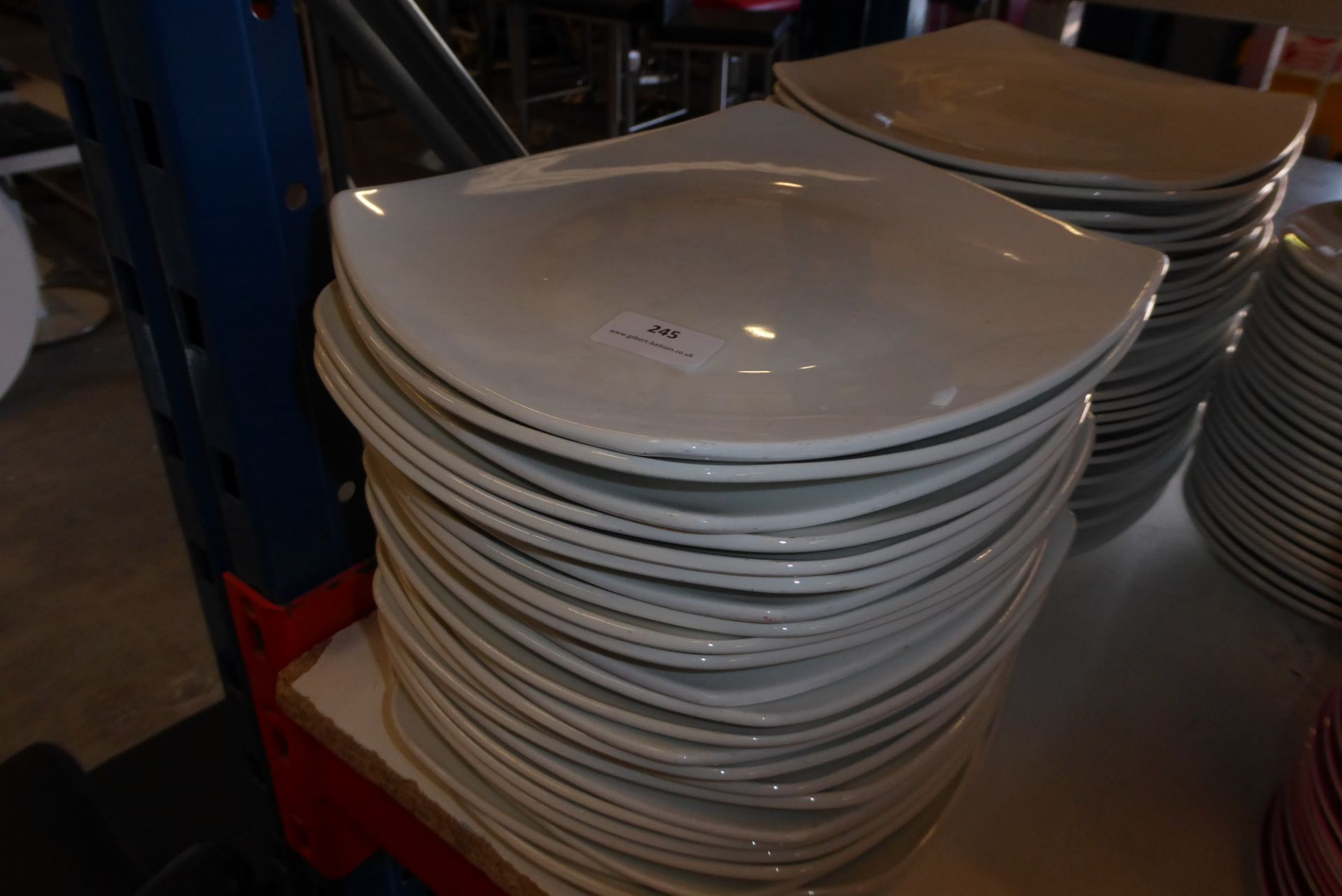 * approx. 50 x square 250mm plates