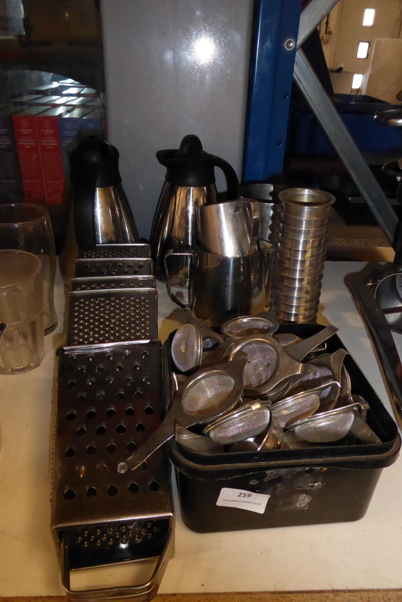 * quantity of S/s items - thermal jugs, strainers, etc