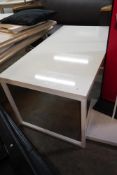 * low white display table. 100w x 600d x 500h