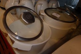 * 4 x white casserole pans with lids