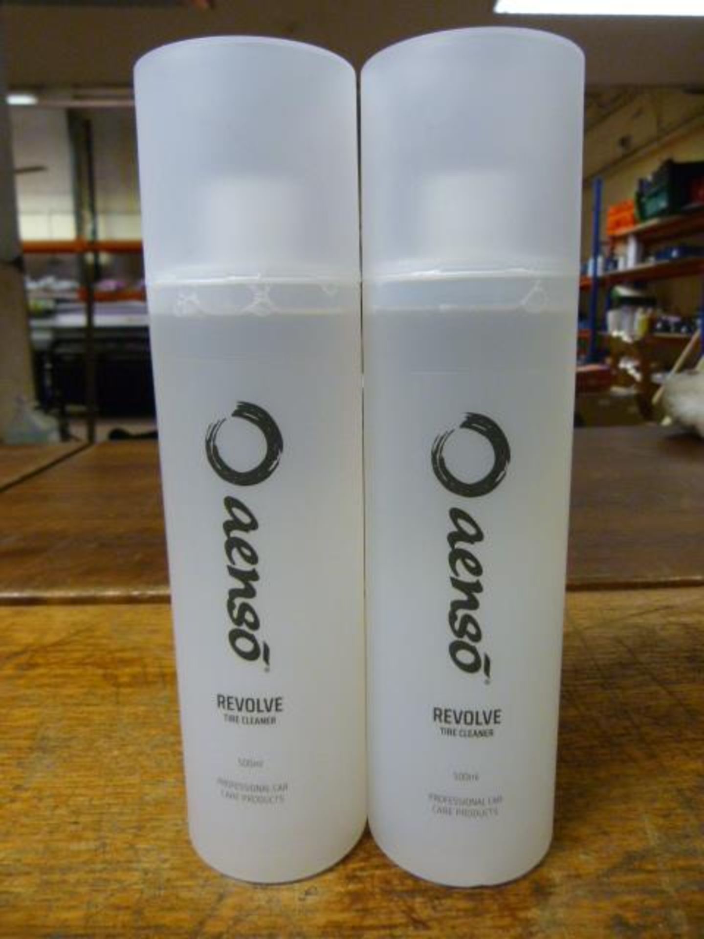 *2x 500ml of Oaenso Tyre Cleaner
