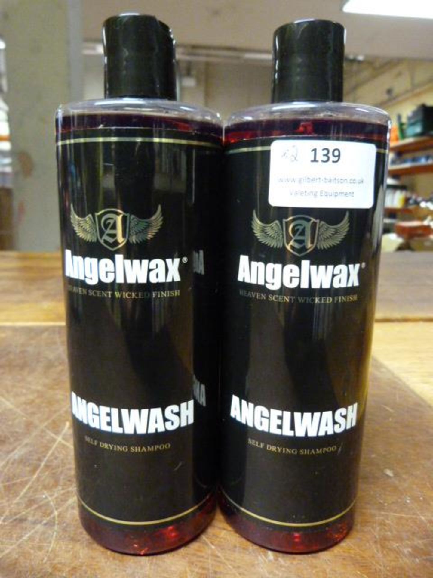 *2x 500ml of Angel Wax Self Drying Shampoo