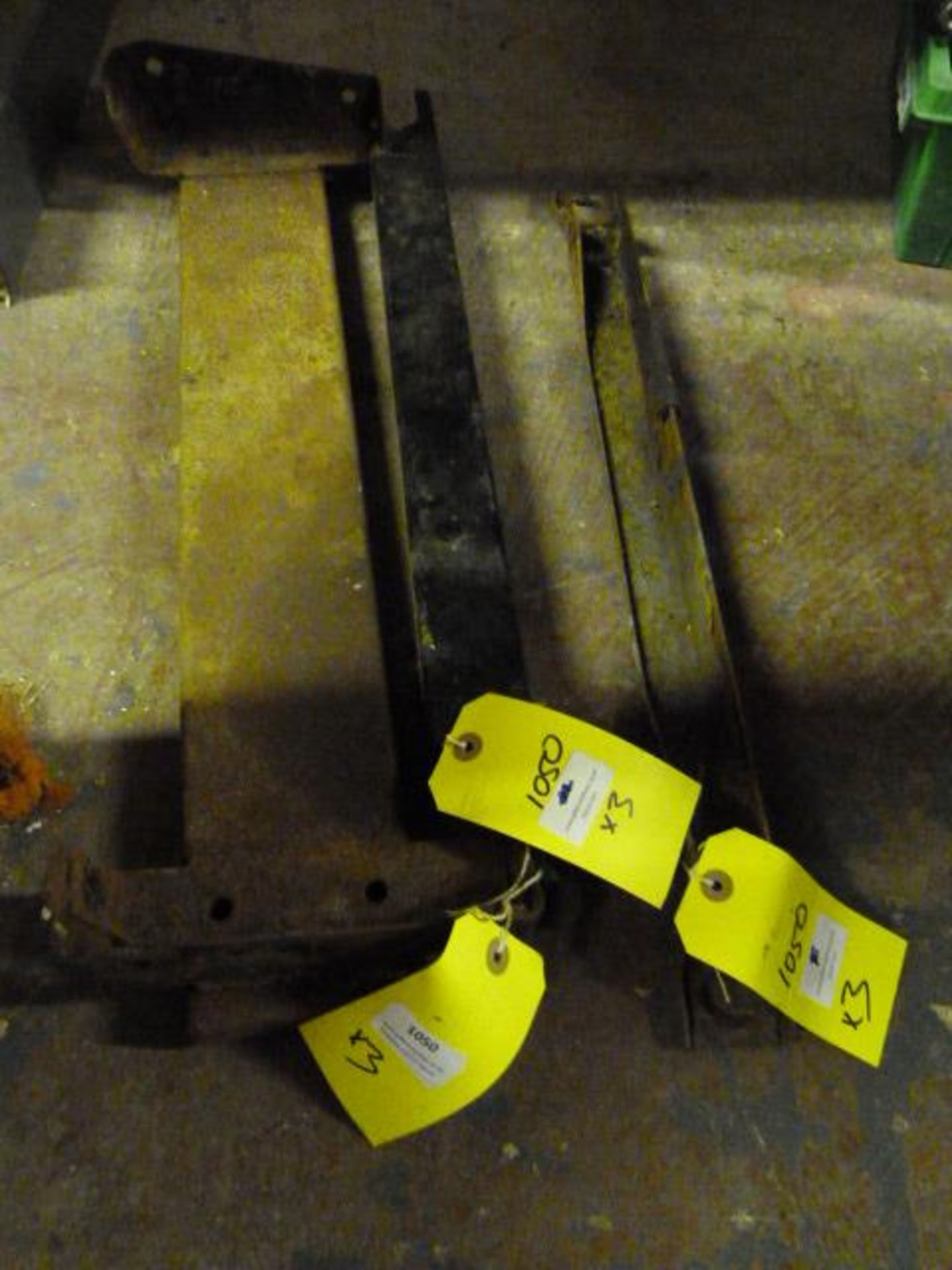 Two Escort Mk1 Rear Suspension Mounting Brackets plus RS Anti Roll Bar