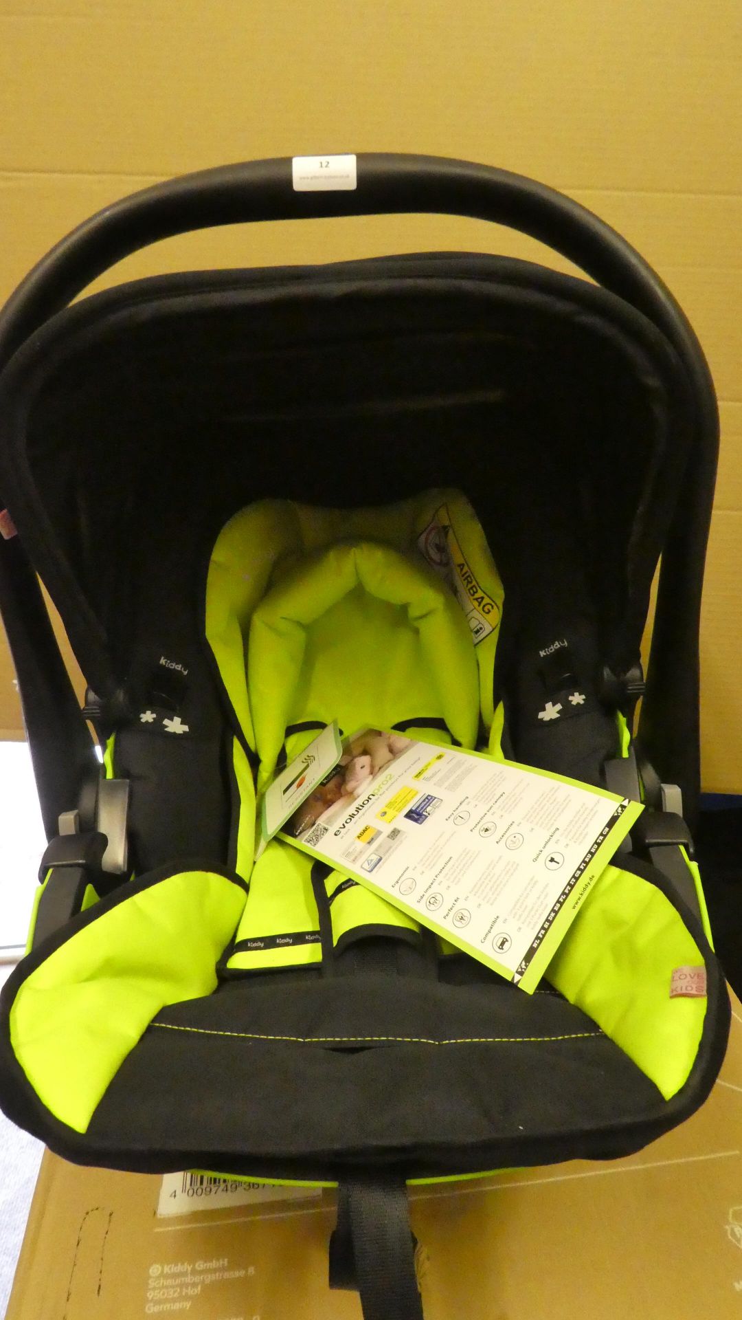 *Kiddy Evolution I Car Seat size 2, apple green. New - Image 2 of 2