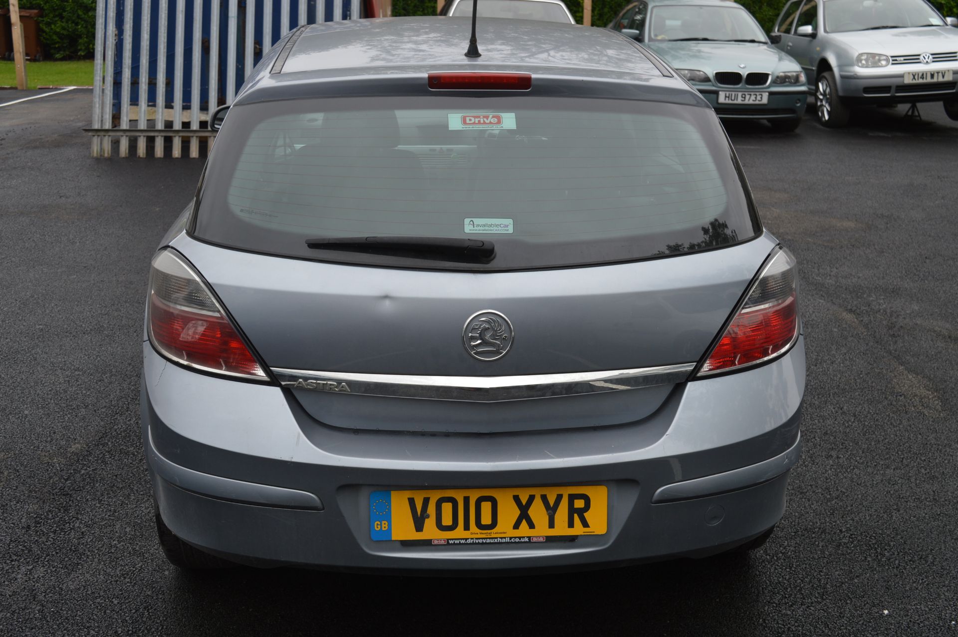 *Vauxhall Astra, Reg: VO10 XYR, Mileage: 166,394 - Image 3 of 5