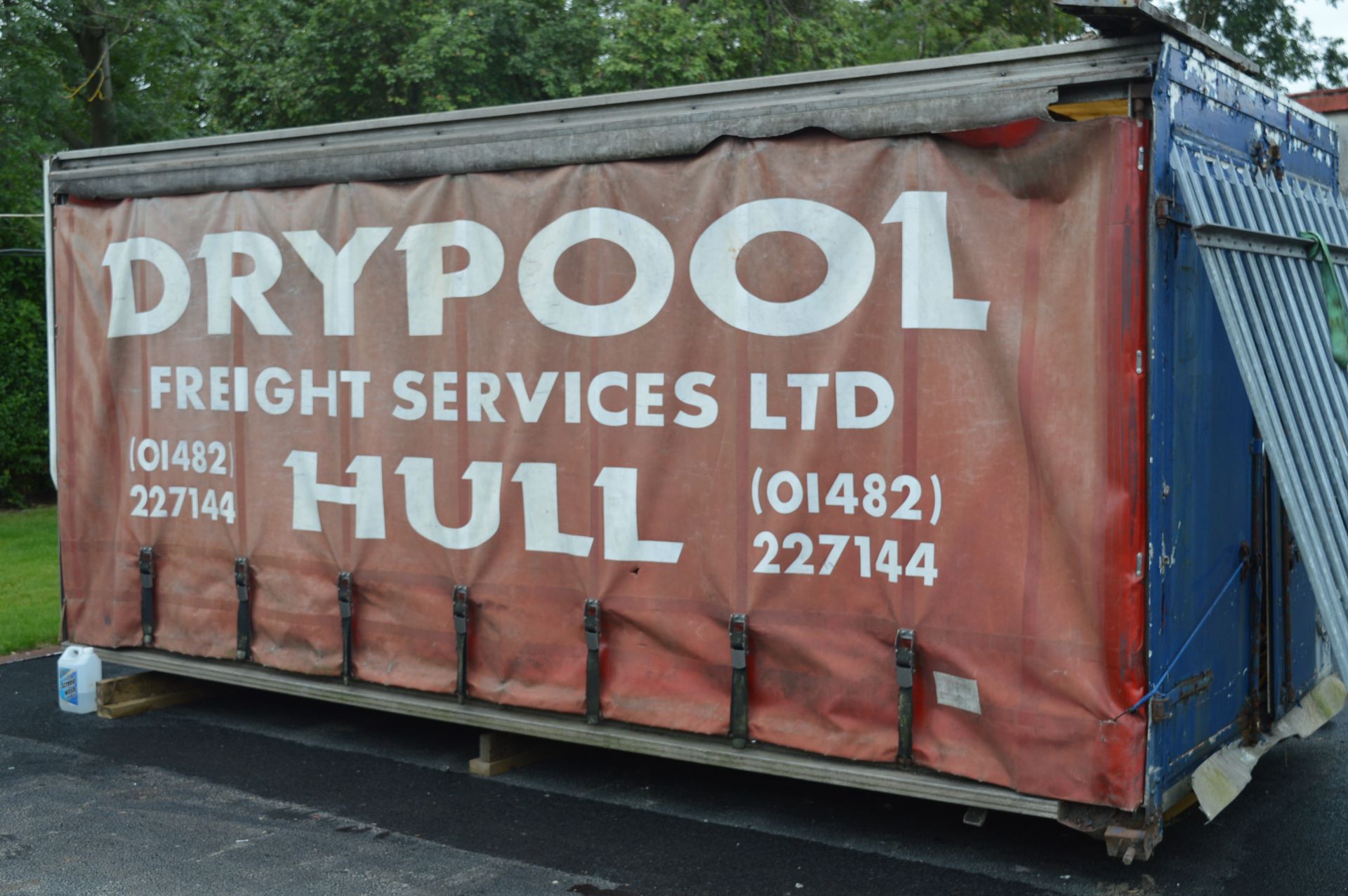 *16ft Curtain Side Lorry Back with Daylight Roof