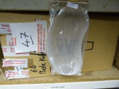 Box of 66 10" Kidney Shaped Dishes