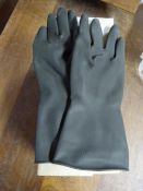 12 Pairs of Size: M Black Rubber Gloves