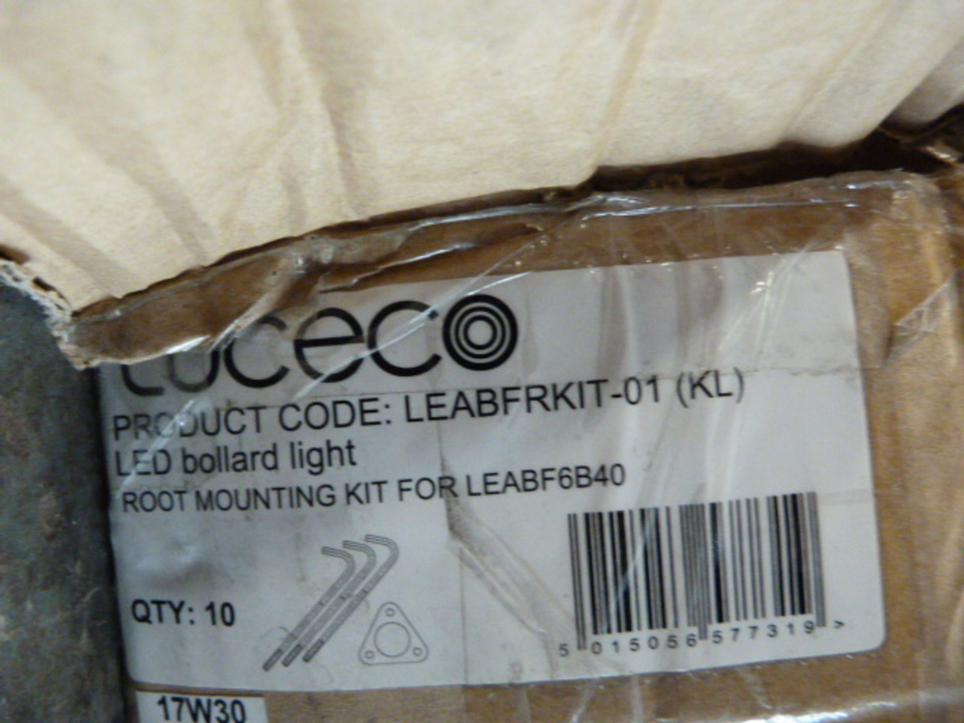 Luceco LED Bollard Light Root Mounting Kit - Image 2 of 2