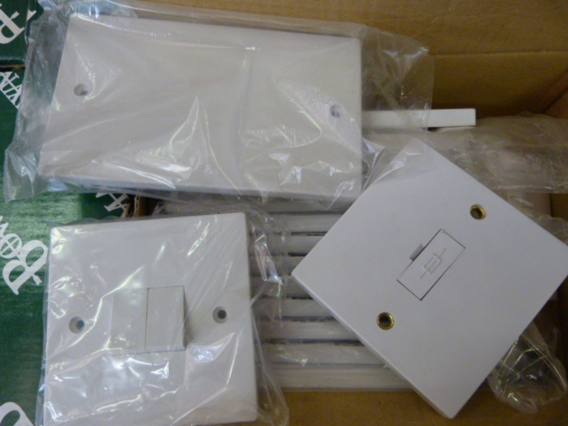 *Mixed Pallet - 2 Way Switches, Pattress Boxes, Dry Lining Boxes, Blank Plates etc - Image 2 of 3