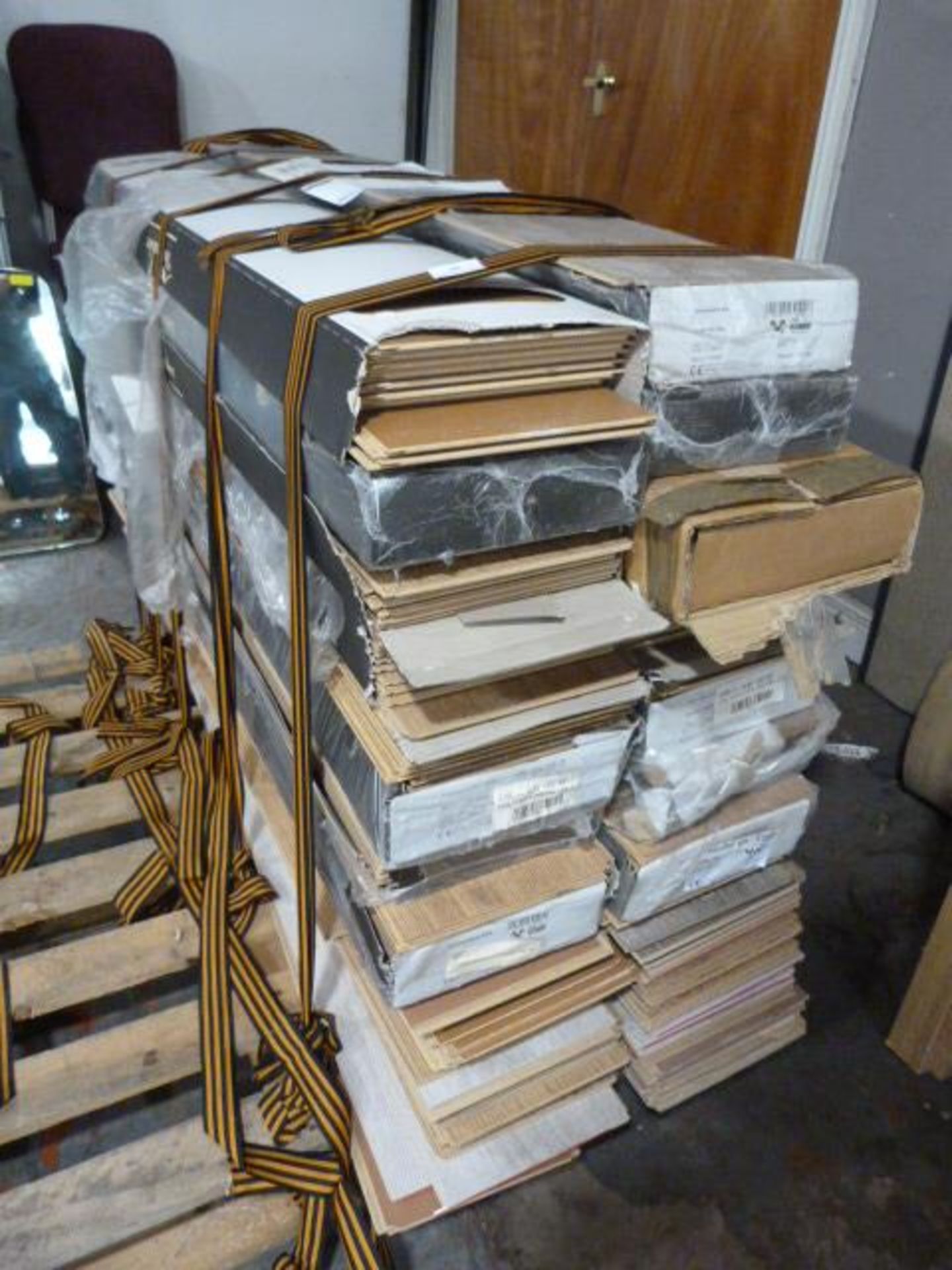 Quantity of Assorted Laminate Flooring