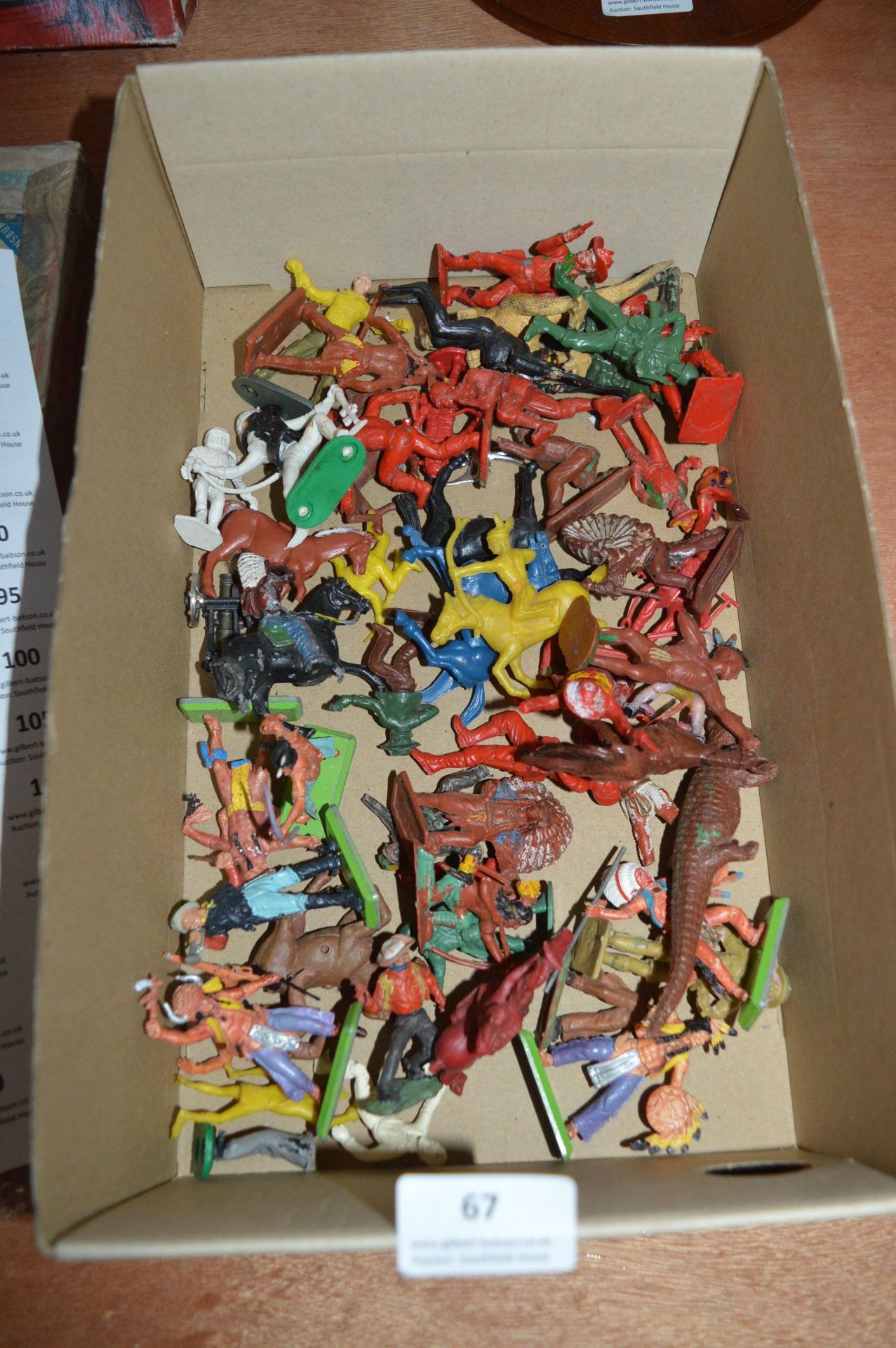 Vintage Plastic Toy Soldiers, Cowboys & Indians, e