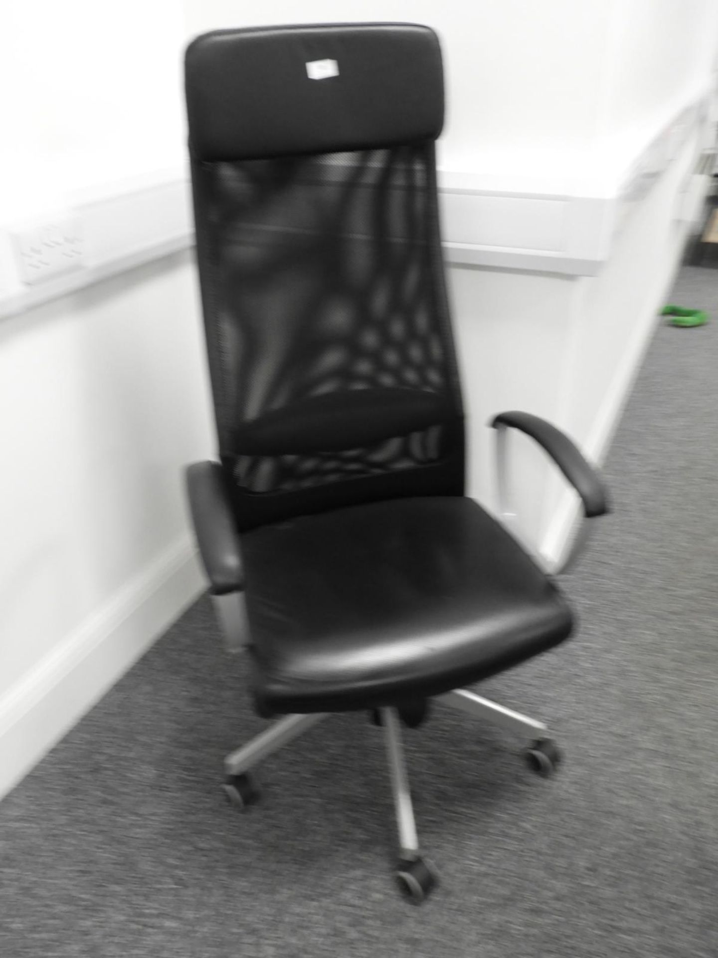 *Contemporary Style Highback Gas Lift Office Chair