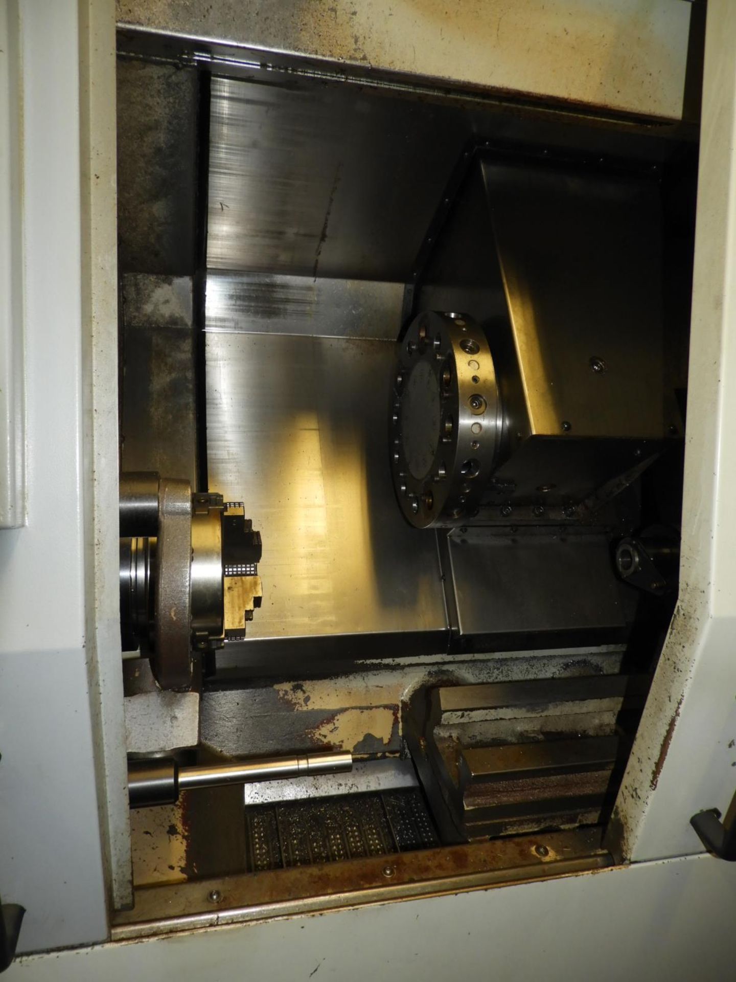 *XYZ Machine Tools Vulcan 150 CNC Lathe with Siemens Sinumerik Readout and Swarf Conveyor - Image 2 of 3