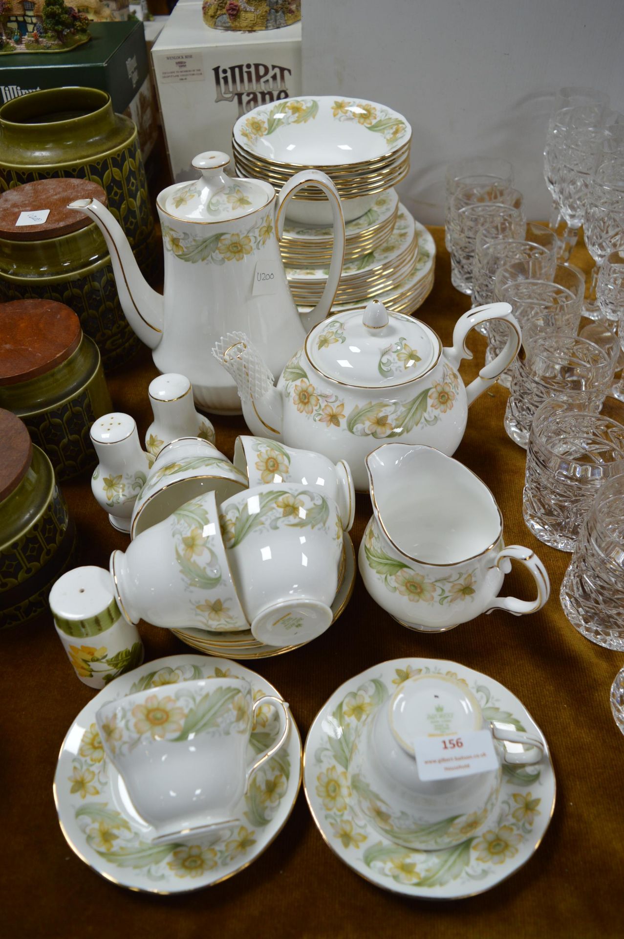 Duchess Greensleeves Pattern Part Tea Set (50+pcs)