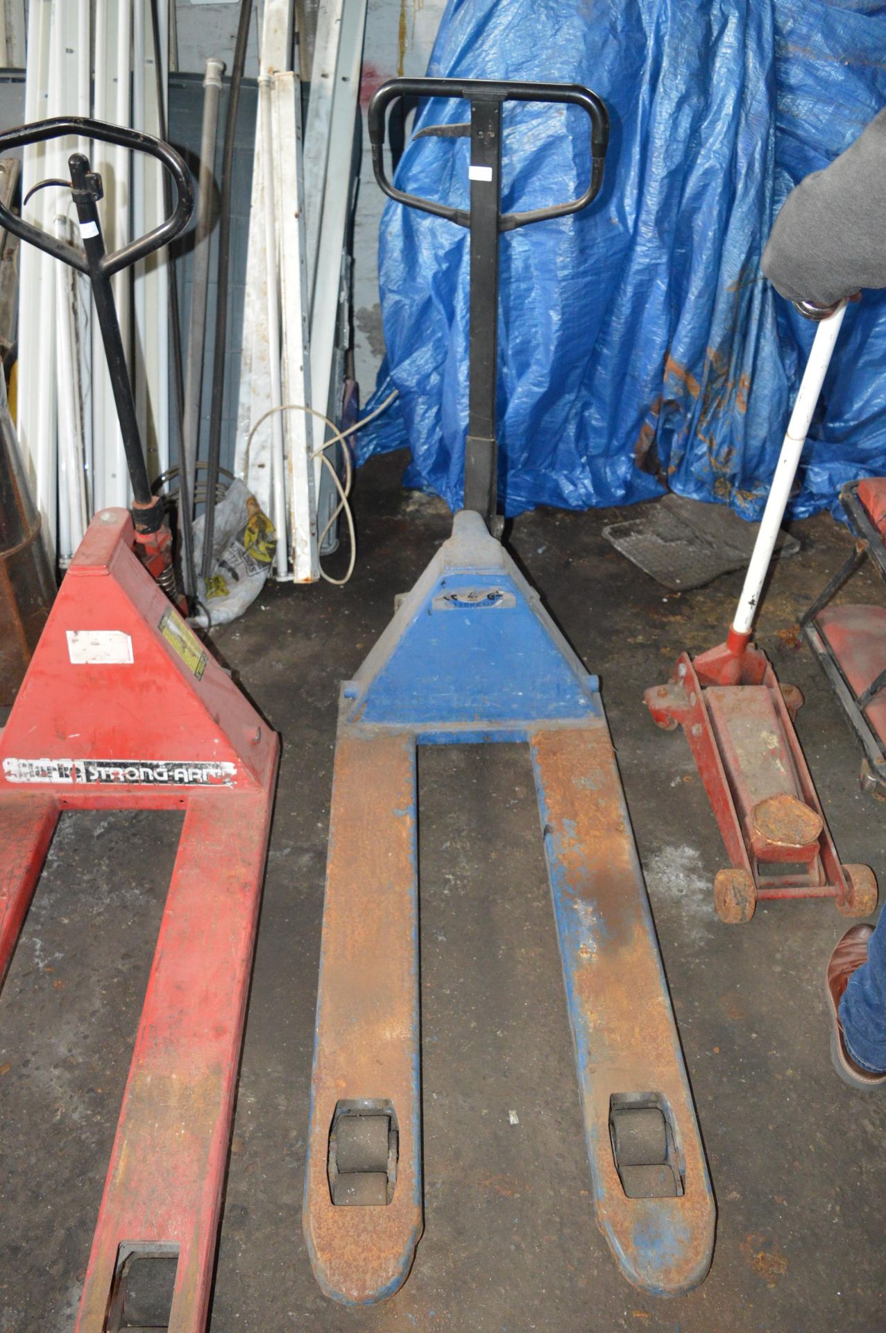 Pallet Truck 550x1100