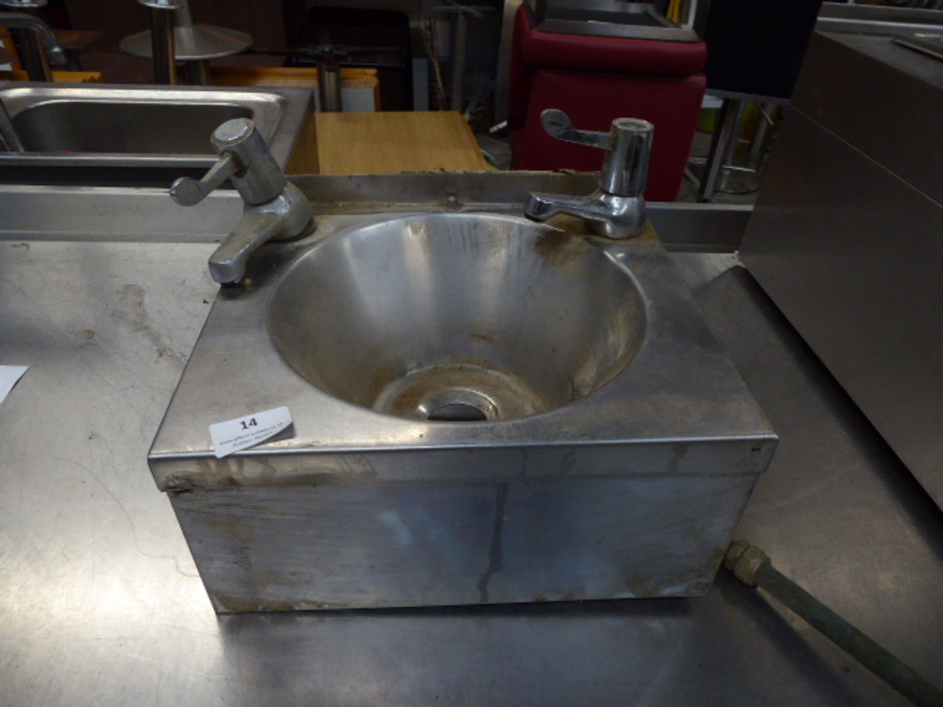 *S/S hand wash sink with taps