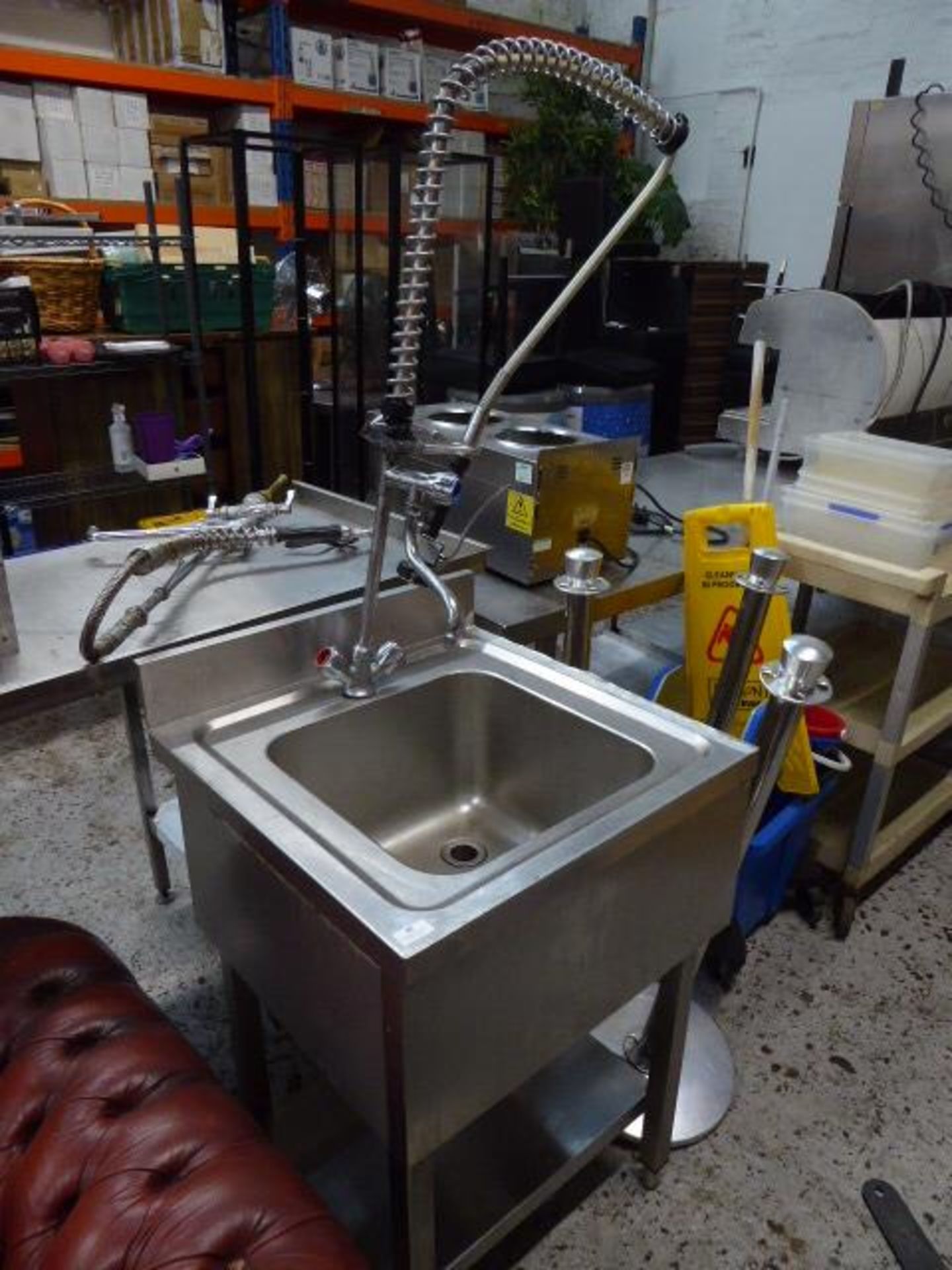 *single catering sink with pot wash tap at 600 x 600