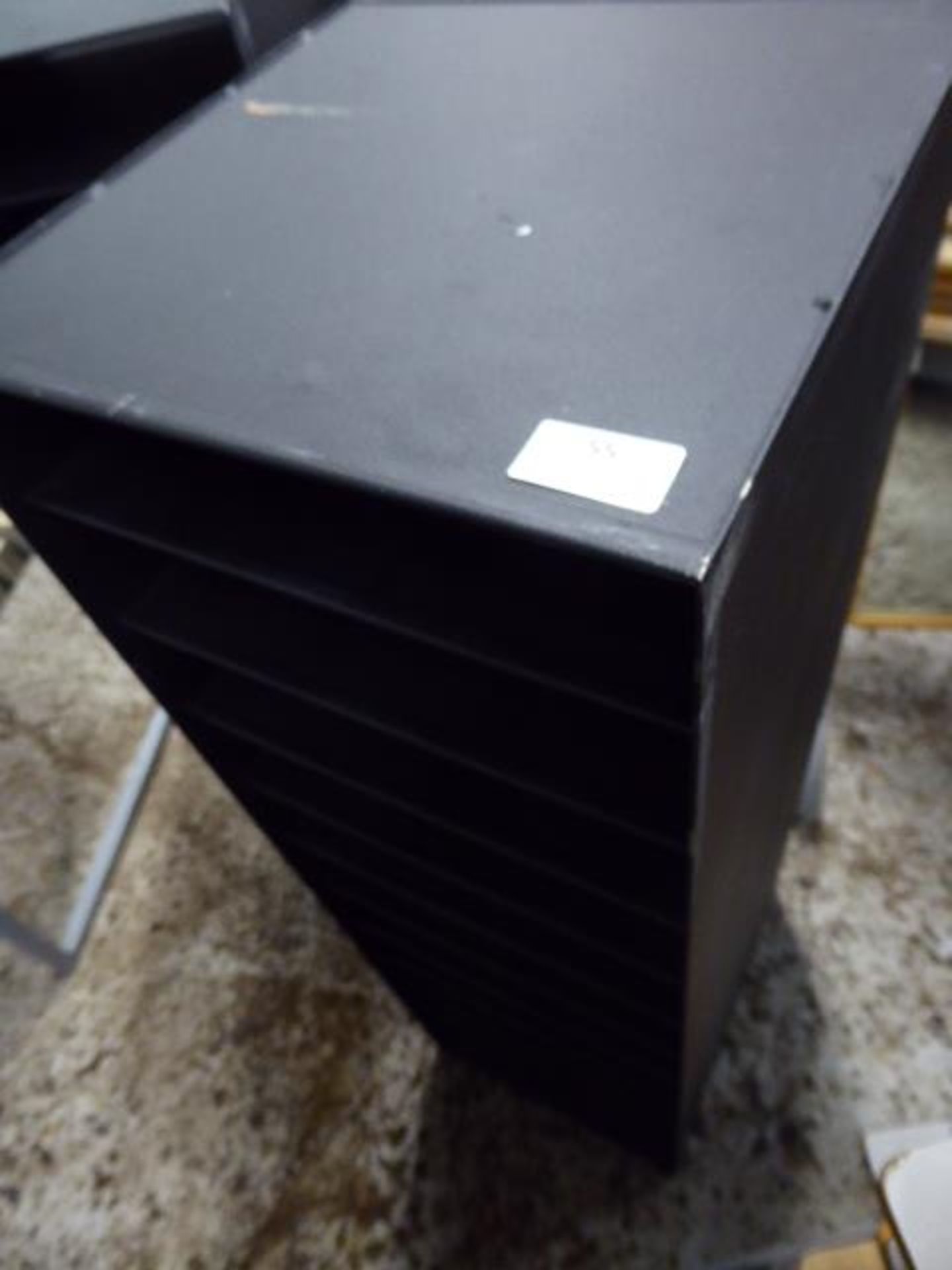 *tall black metal shelving units 300 X 360 X 1000 - Image 2 of 2