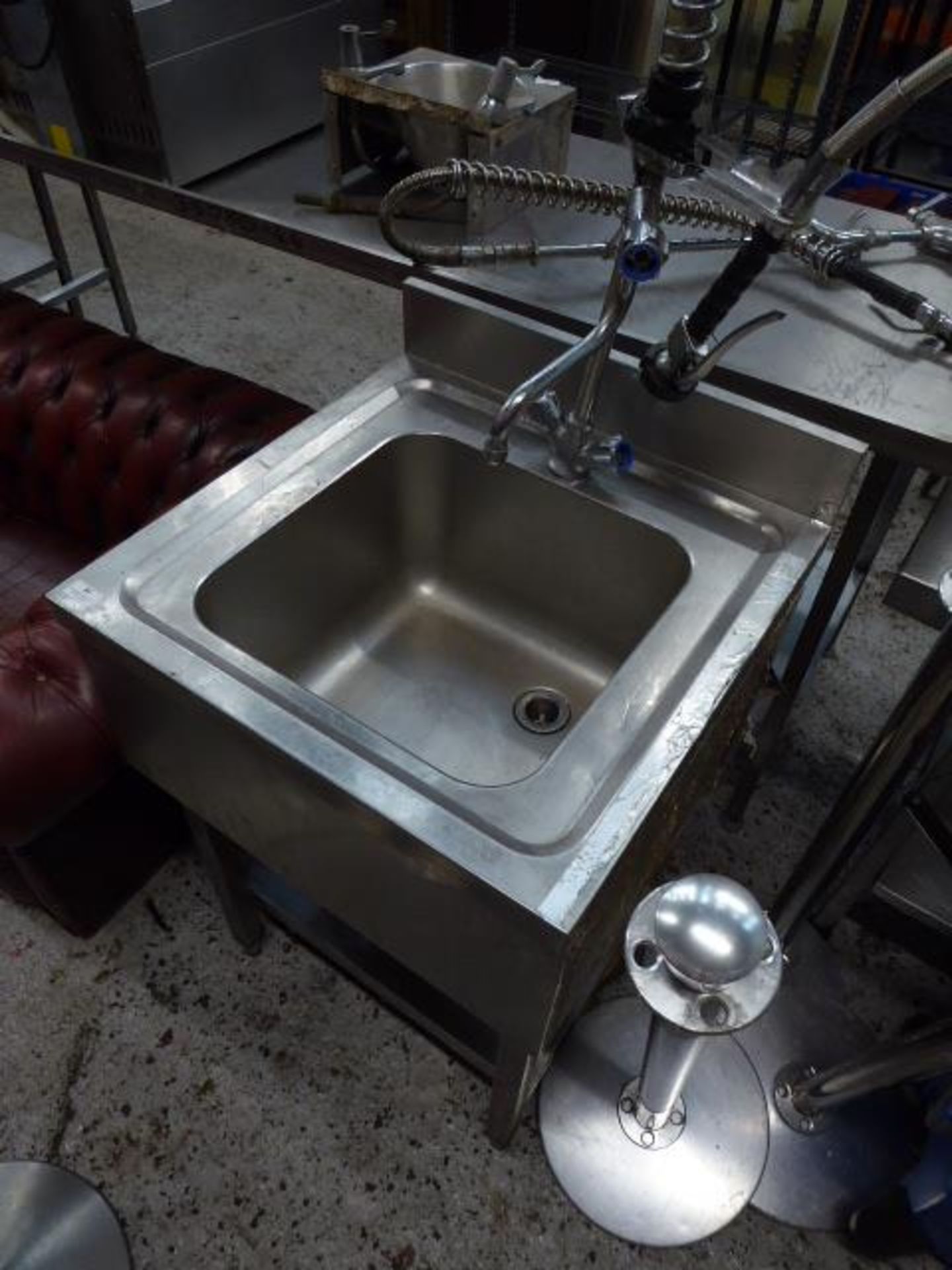 *single catering sink with pot wash tap at 600 x 600 - Image 2 of 2