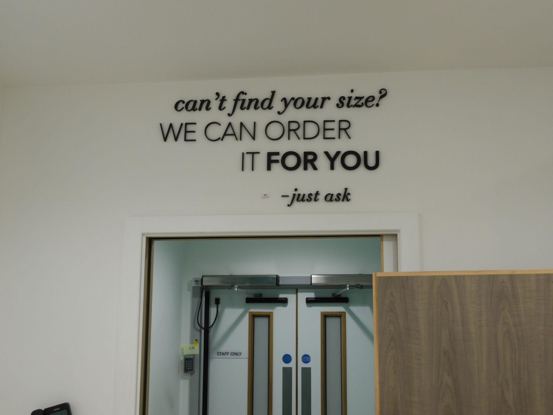 *Wall Sign "Can't Find Your Size We Can Order it F