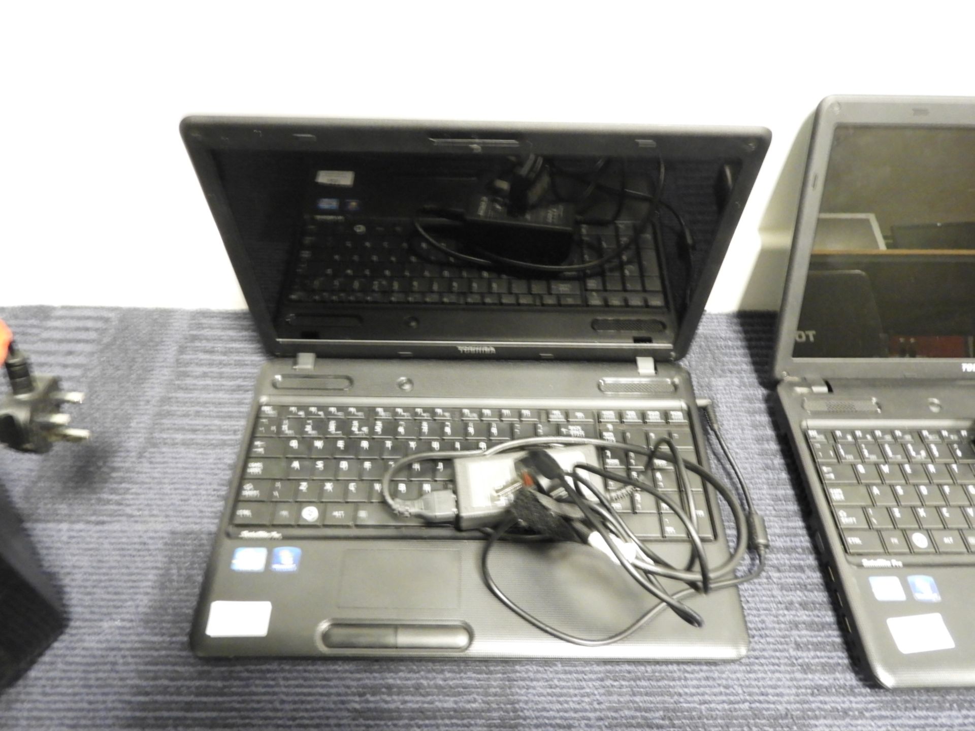 *Toshiba Satellite Pro C660 Laptop Computer