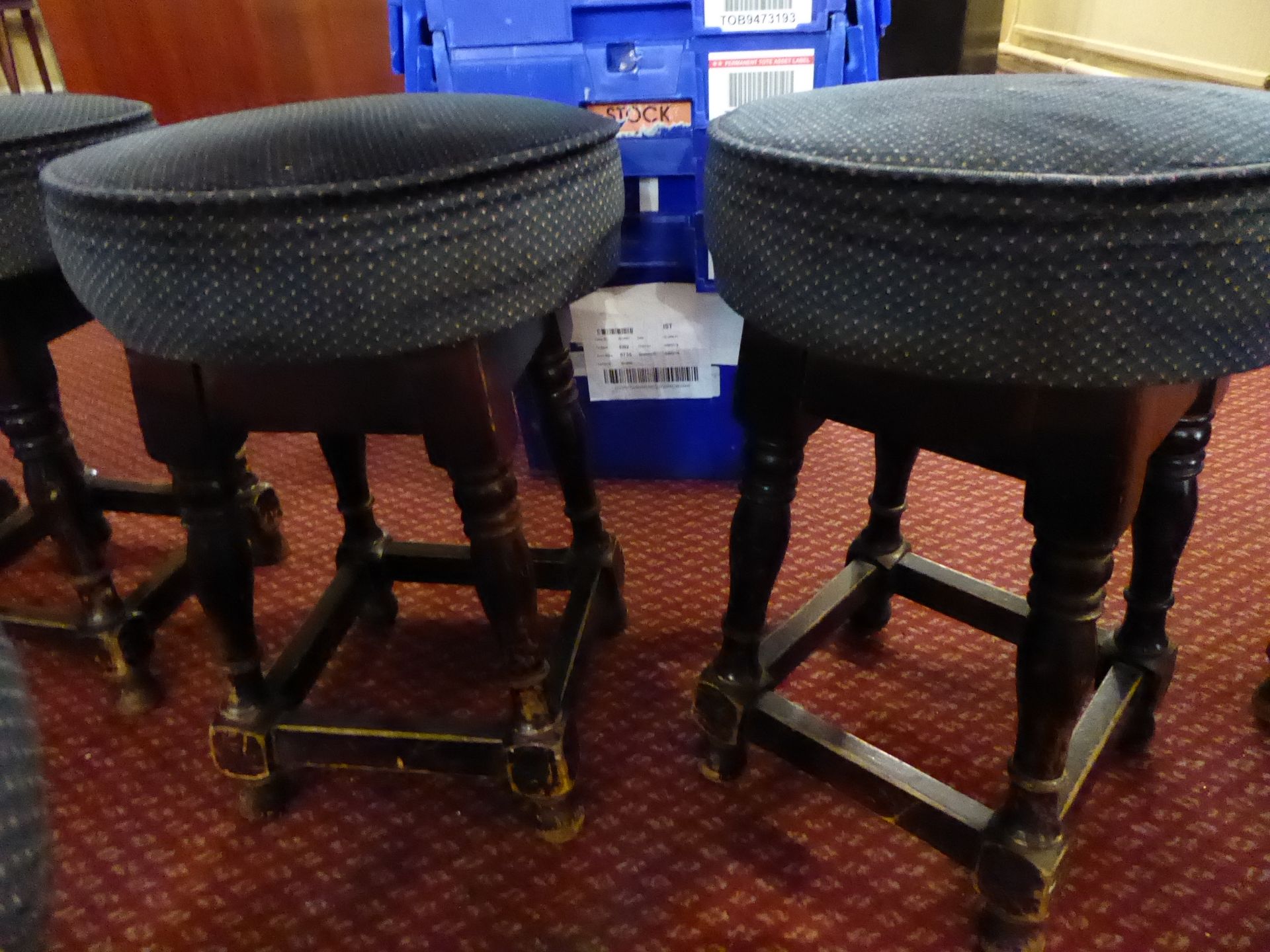 * 5 blue upholstered pub stools, bar wear - Image 2 of 2