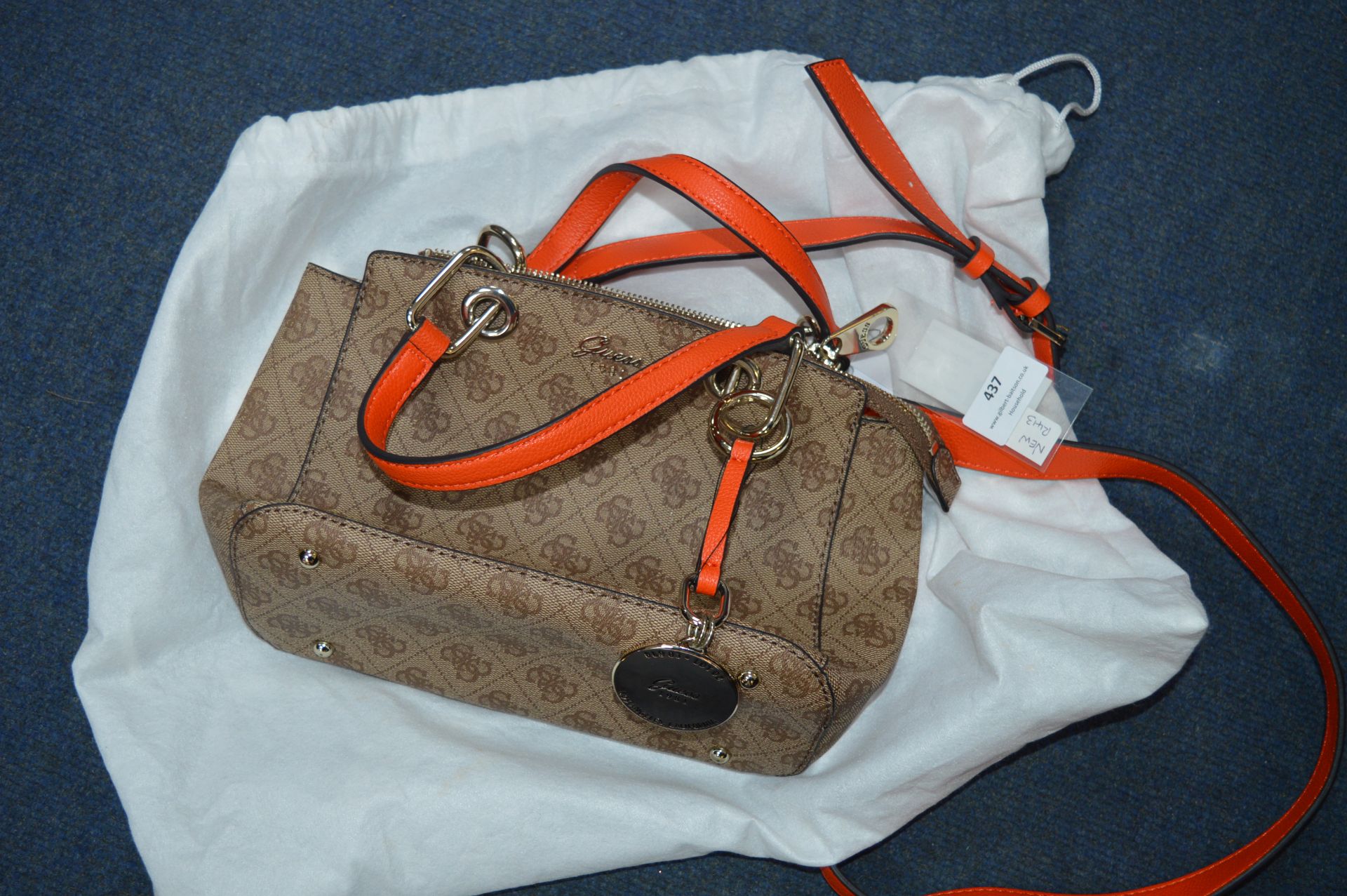 Guess Ladies Handbag (new with tags) RRP €125