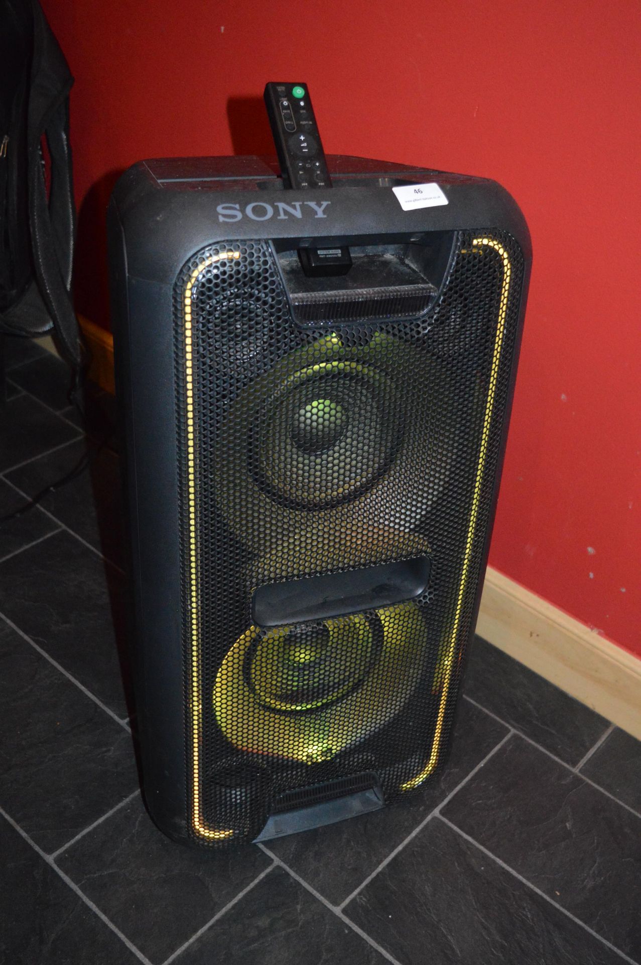 Sony GTK-XB7 Home Audio System - Image 2 of 2