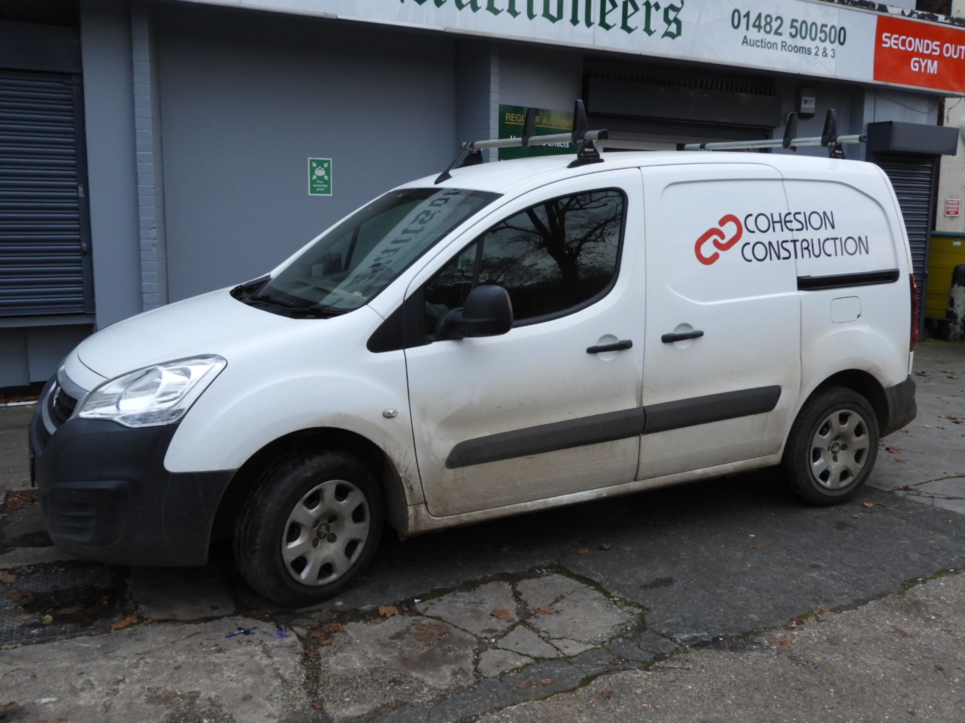 *Peugeot Partner Van, Reg: NU67 VEX, Mileage: 73,239, MOT: Expired July 2021