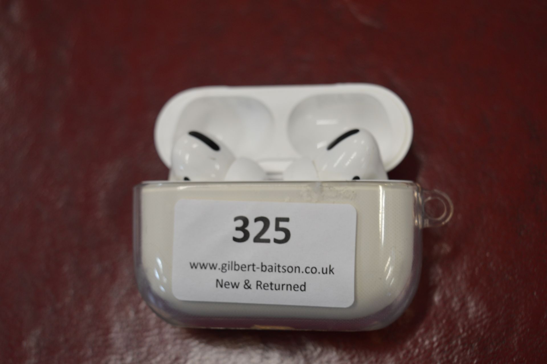 *Apple AirPods Pro with Charging Case (AF)