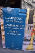*LED Festive Lamppost