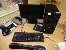 *HP Pro Desktop PC with Monitor, Keyboard and Mouse plus Dymo Label Printer
