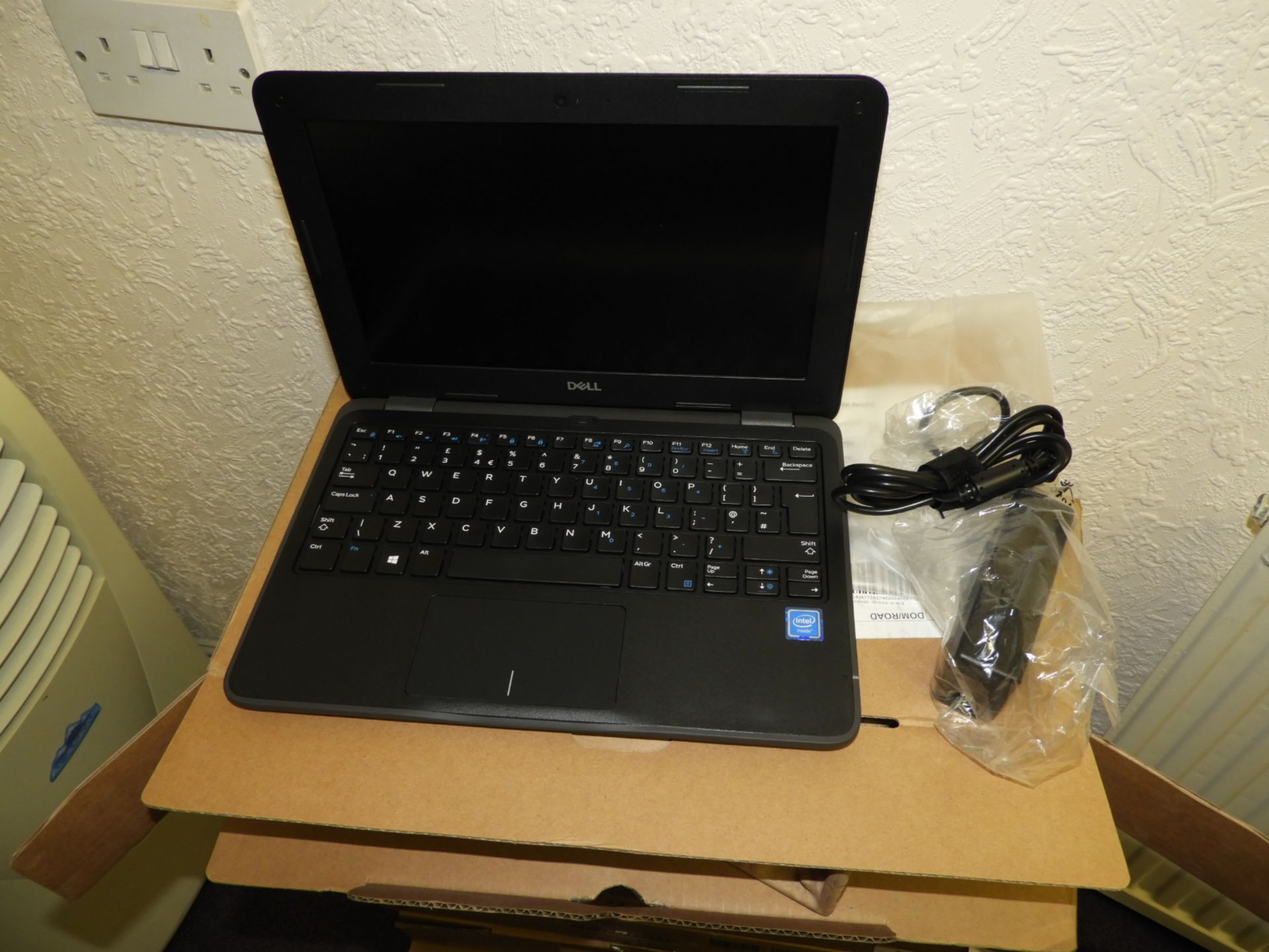 *Dell Latitude 3150 Laptop Computer (new & boxed)