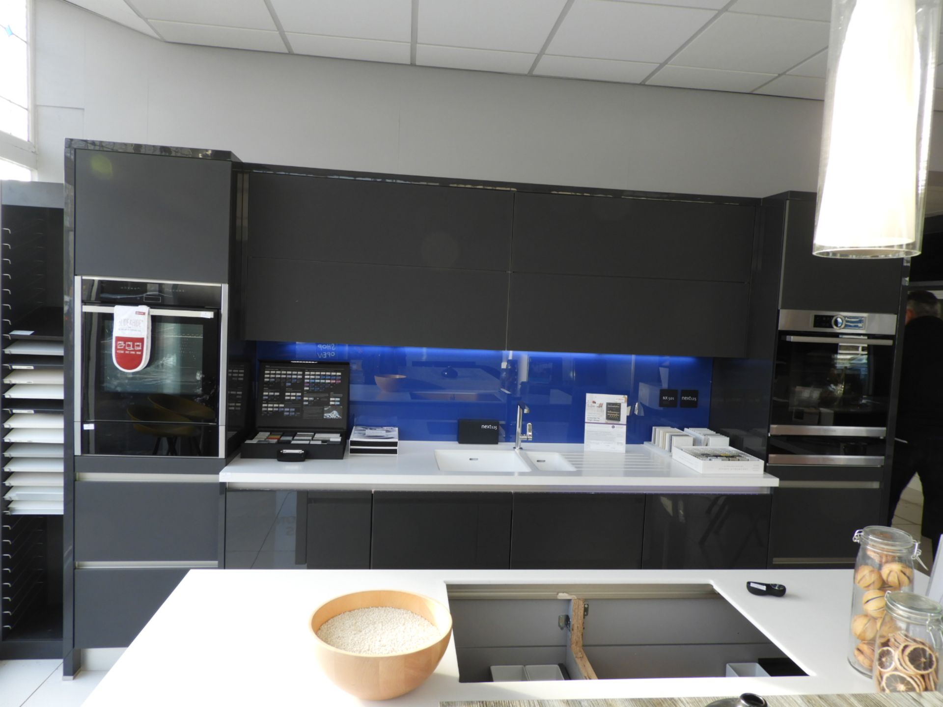 *Next 125 Contemporary Design Display Kitchen 3705mm long x 2230cm high
