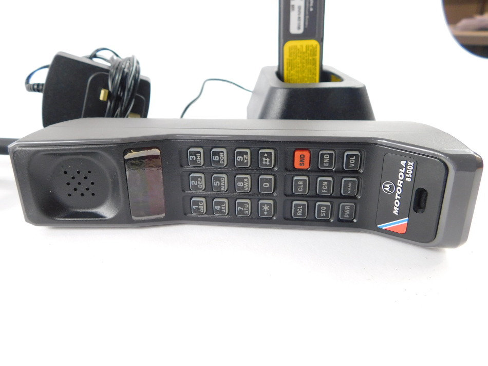 A Motorola Cellular portable telephone, model 8500X, with nickel cadmium battery, charger, bag and - Image 5 of 8