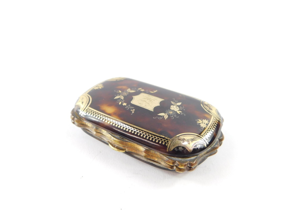 A Victorian tortoiseshell purse, with gold and silver pique decoration, decorated centrally with a - Image 3 of 5