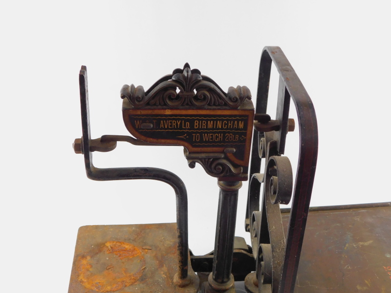 A set of Victorian W & T Avery Ltd cast iron butcher's scales. - Image 3 of 4