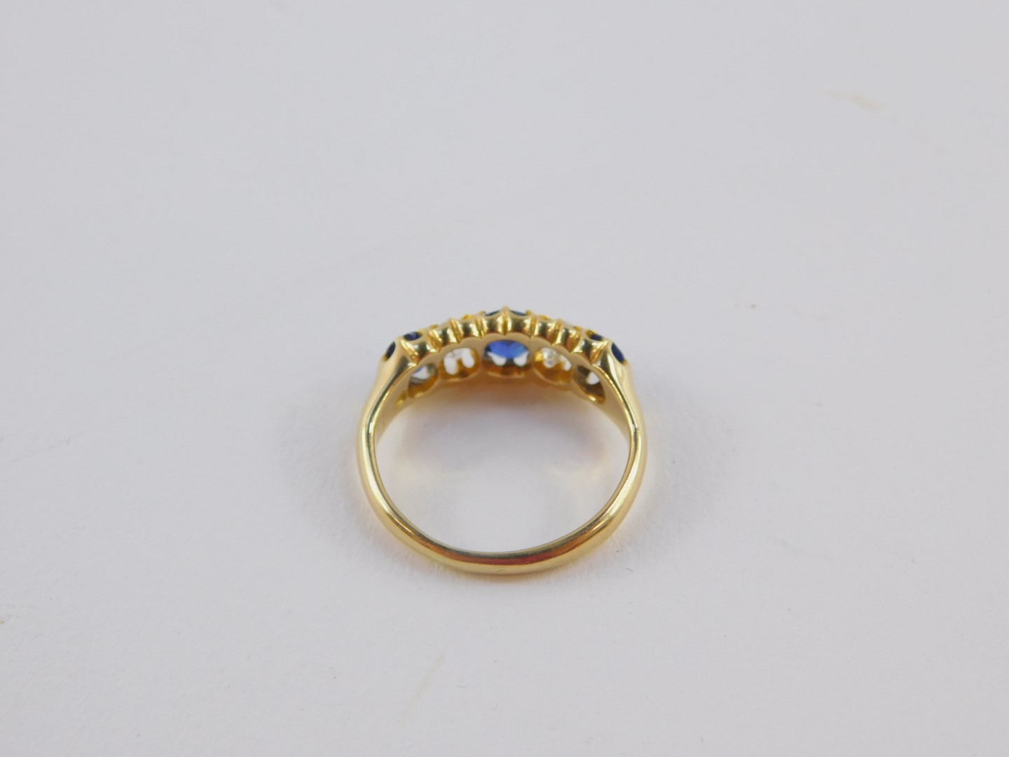 An Edward VII 18ct gold sapphire and diamond fire stone ring, diamonds approx ¼ of a carat, size - Image 2 of 2