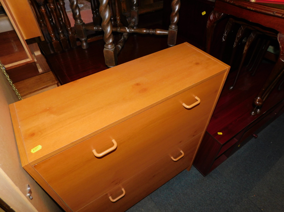 Mahogany lounge furniture, a coffee table and matching nest of tables, demi-lune table, etc. (7) - Image 2 of 2