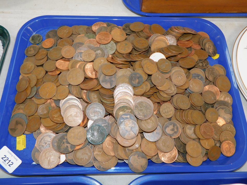 Victorian and later copper coinage, pennies and half pennies. (1 tray)