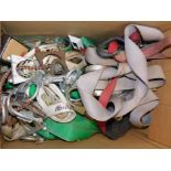Ratchet and other securing straps. (1 box)