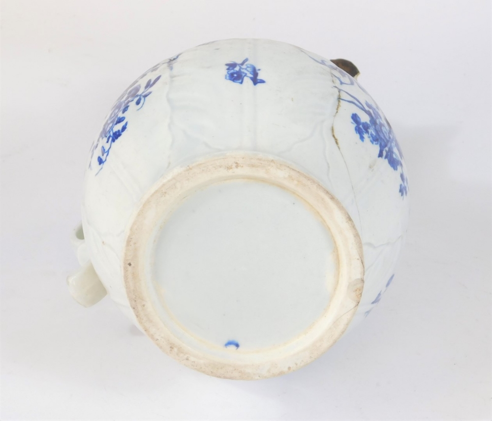 A Worcester blue and white cabbage leaf mask jug, c1780, decorated with floral sprays, 'C' marked, - Image 4 of 4