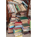 A large quantity of mixed general literature, mostly modern.