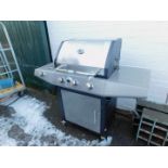 A Leisure Glow Gas Series 100 barbecue, model GD428208S, serial no. 11040027860151.
