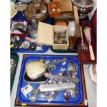 Plated wares, including a pair of fish servers, rose bowl, condiment set and a tea strainer,