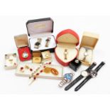 *A quantity of costume jewellery, to include Geneva watch and bracelet set, dress rings,